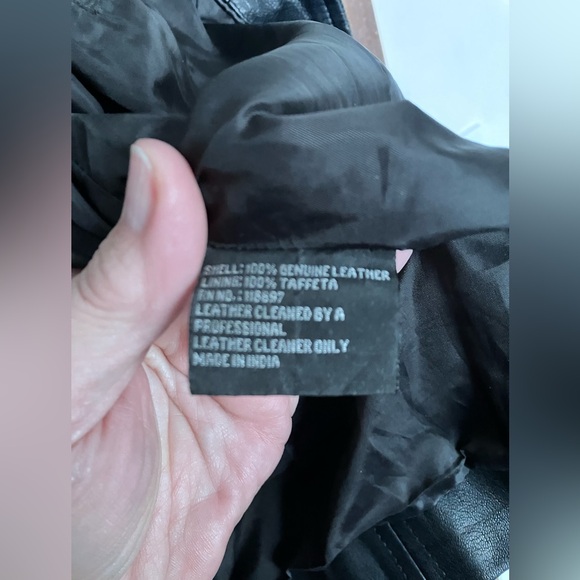 Tahari lambskin leather moto jacket size M - Picture 7 of 10